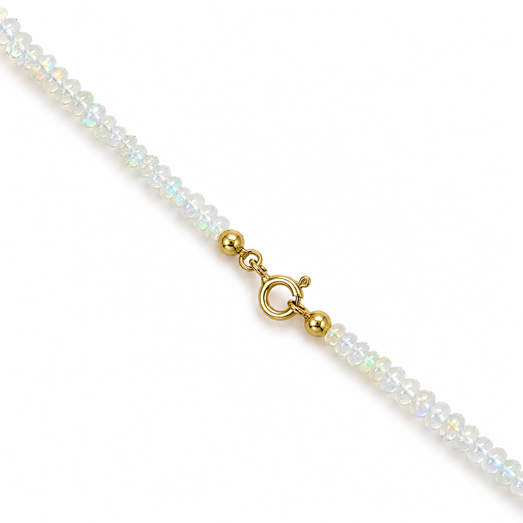 Collana con Opali